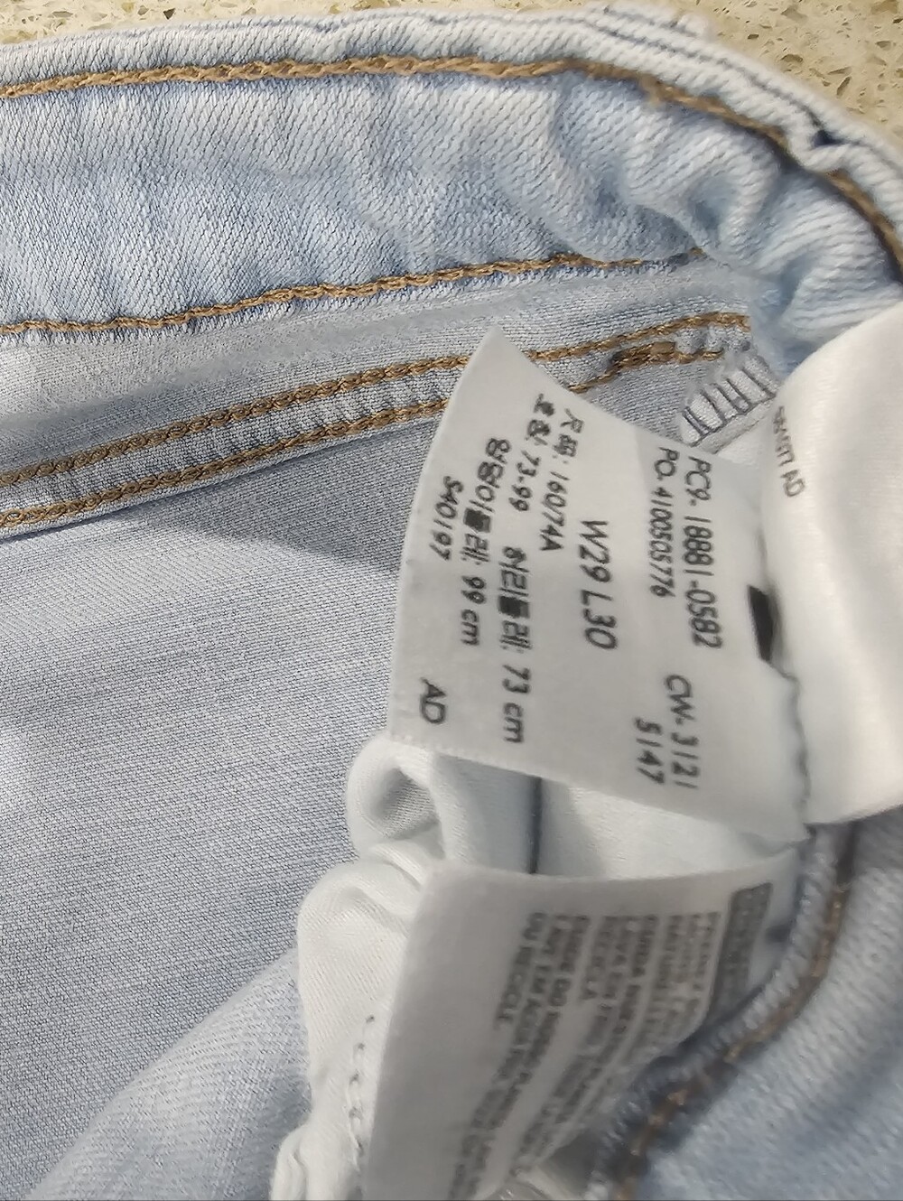Women's Size  29W 30L Light Blue Levi Jeans